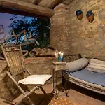 Villa Campodalto 8, Emma *