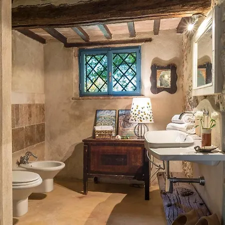 Villa Campodalto 8, Emma Paciano