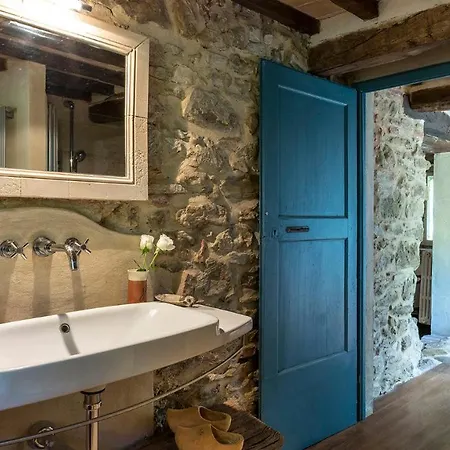 Campodalto 8, Emma ヴィラ