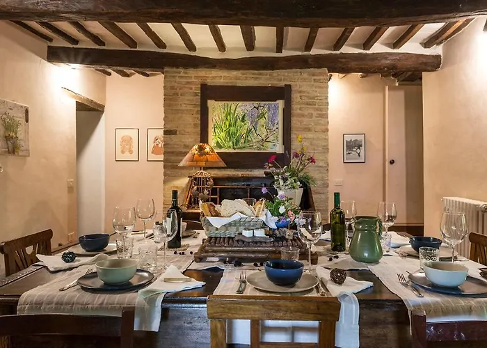 Campodalto 8, Emma Villa *