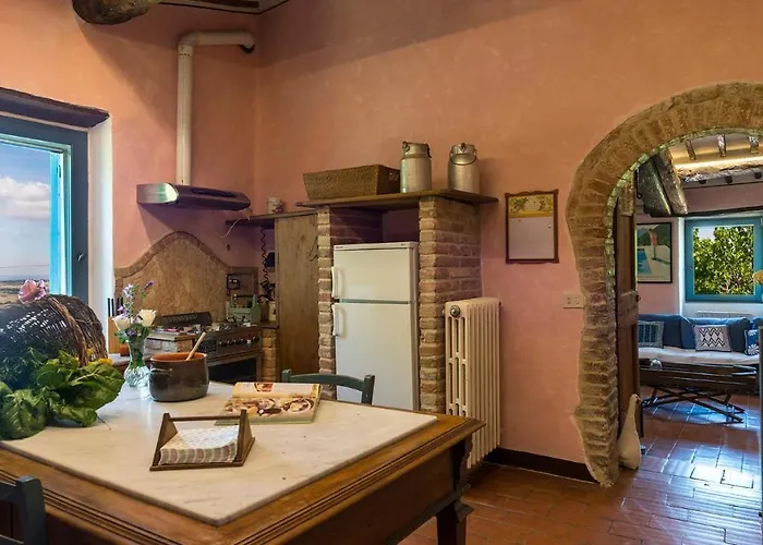 Vila Campodalto 8, Emma Paciano