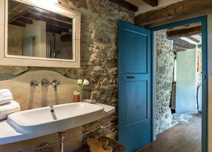 Campodalto 8, Emma Villa